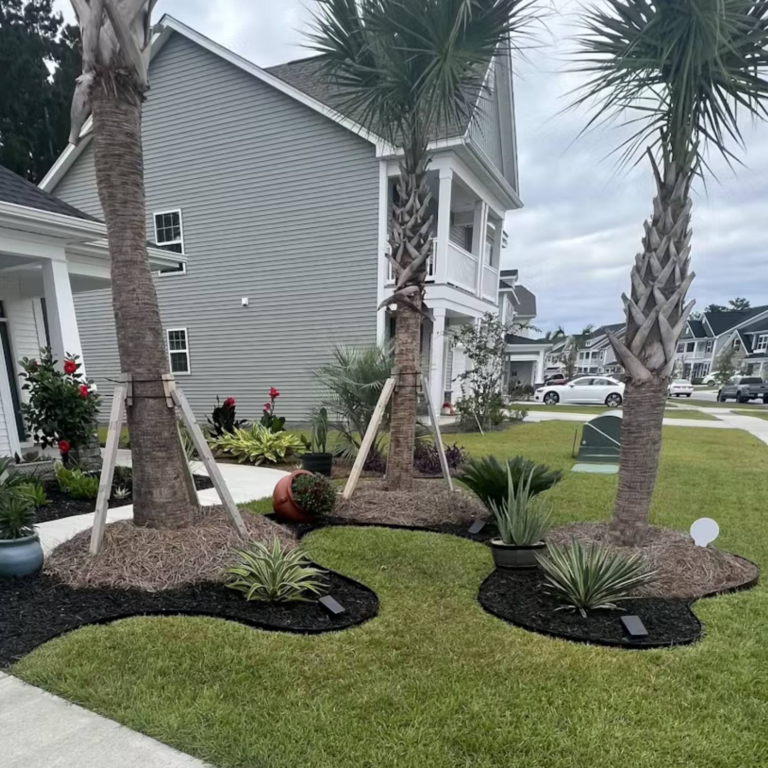 Black coated steel garden edging