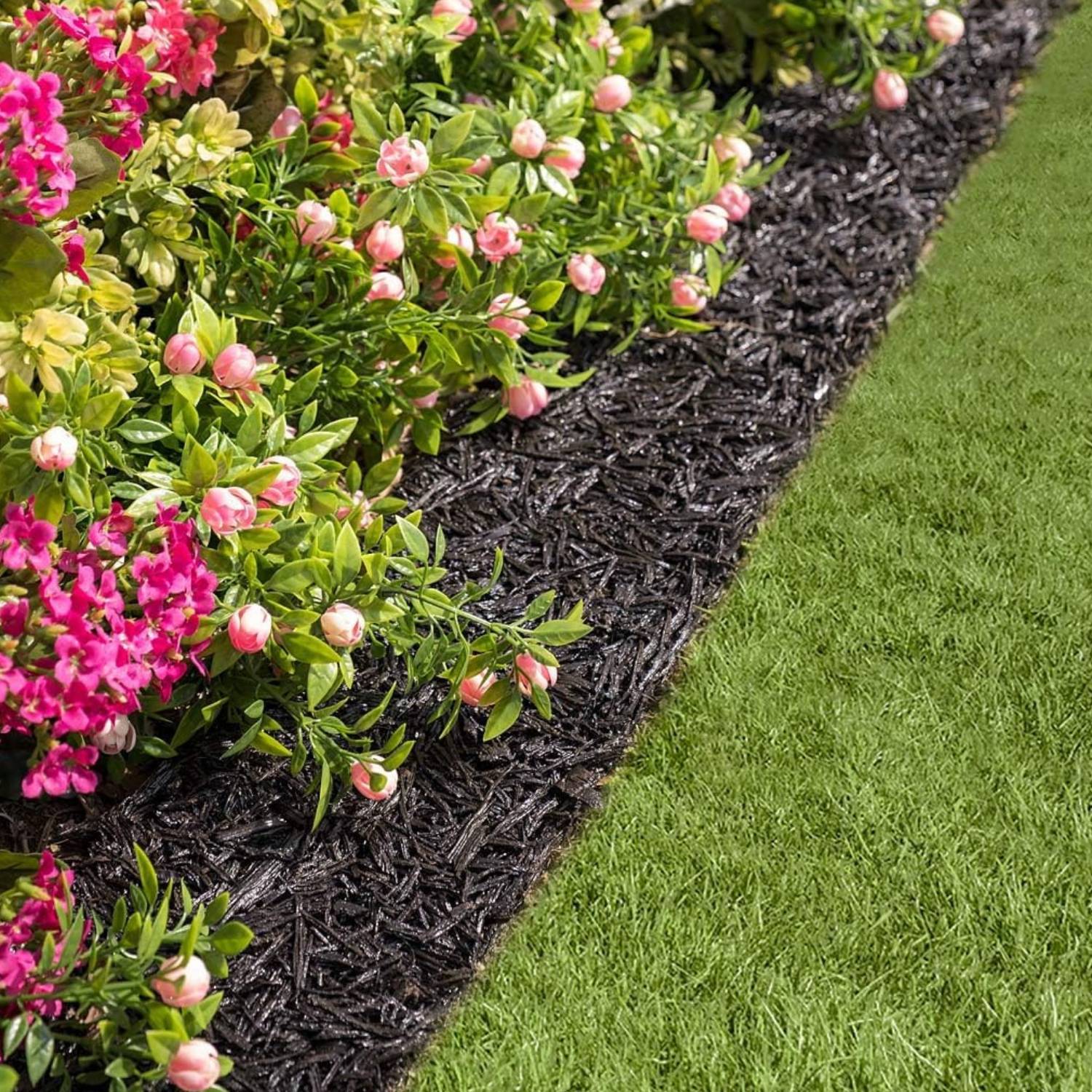 Rubber mulch bed edging