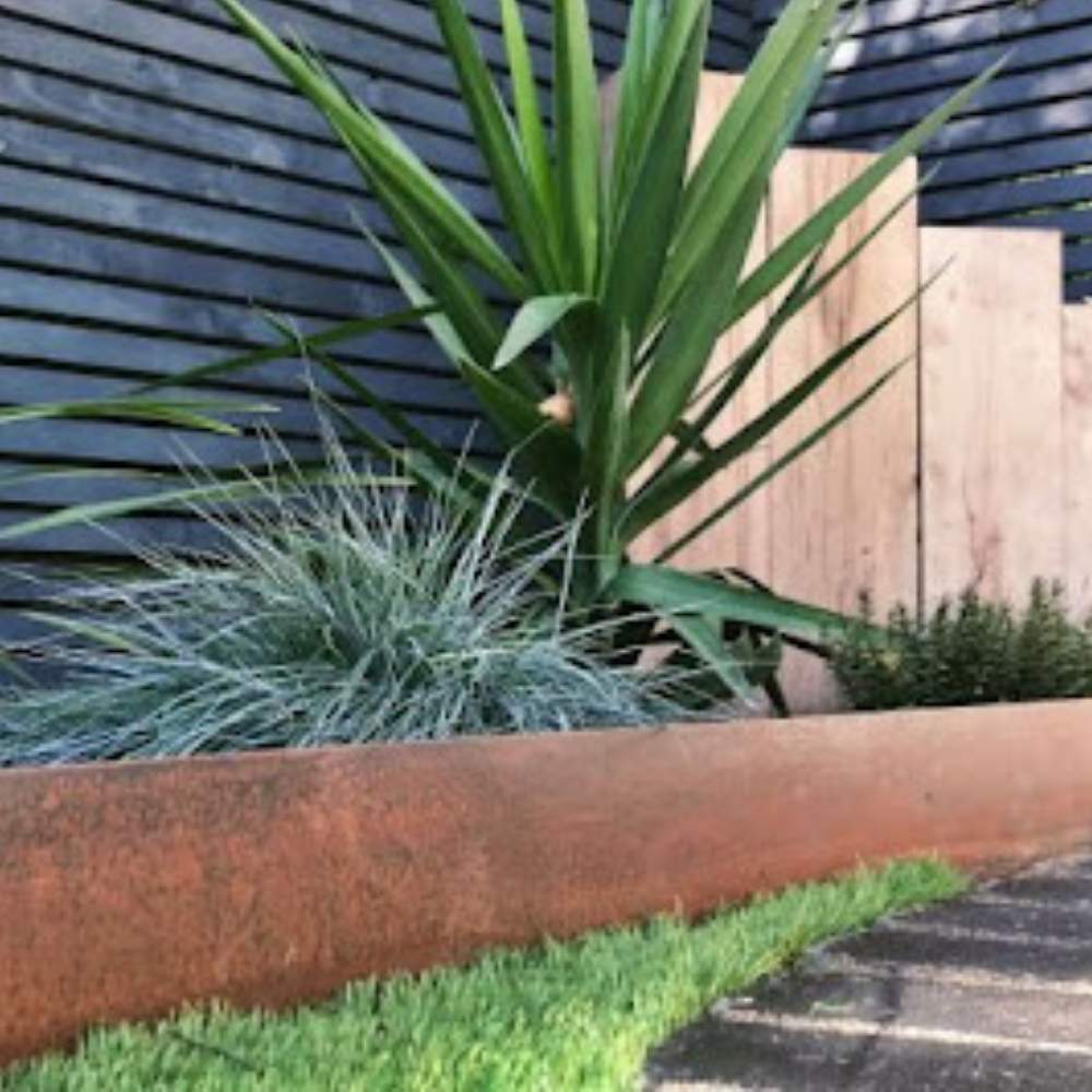 Corten steel garden edging: image 8