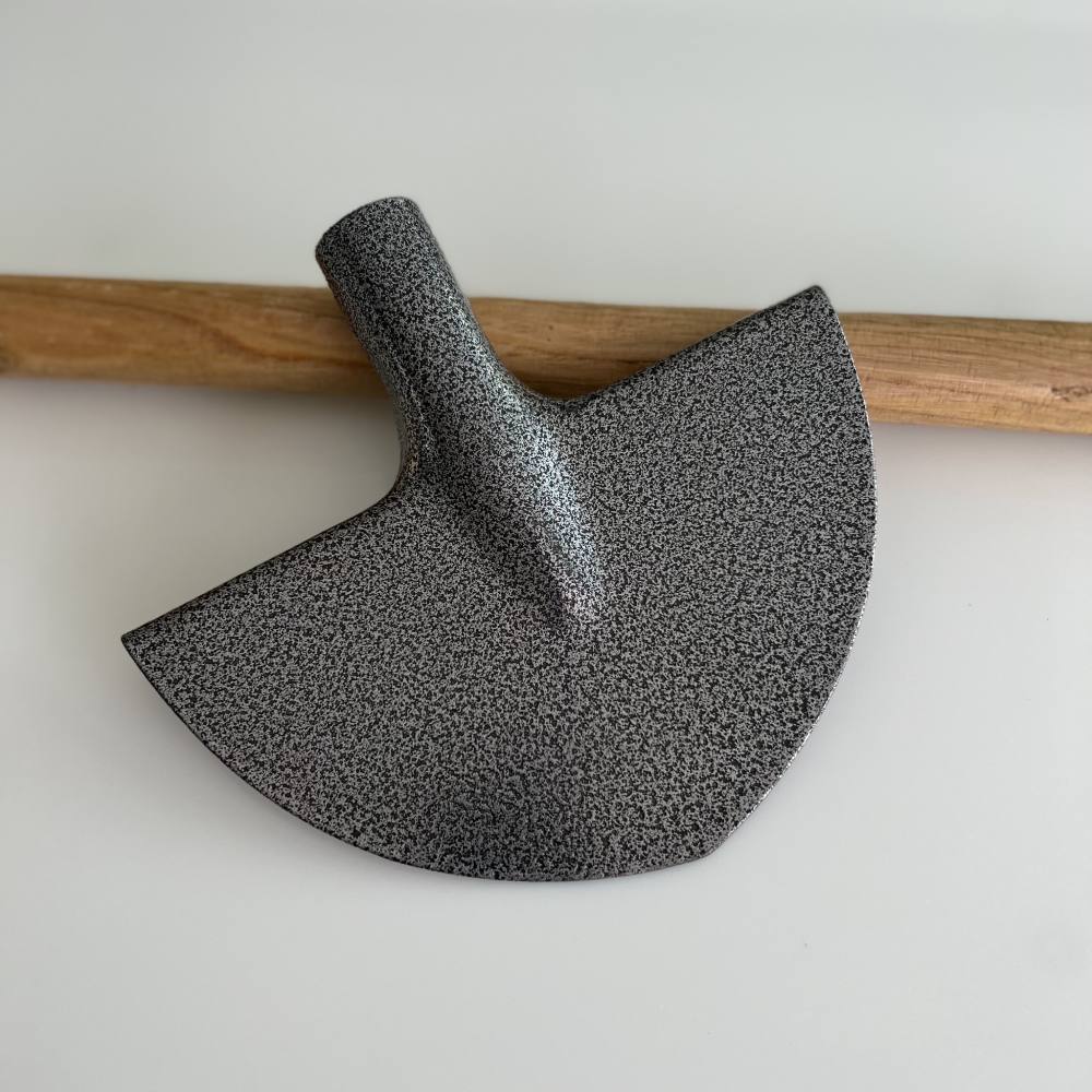 Half moon shovel